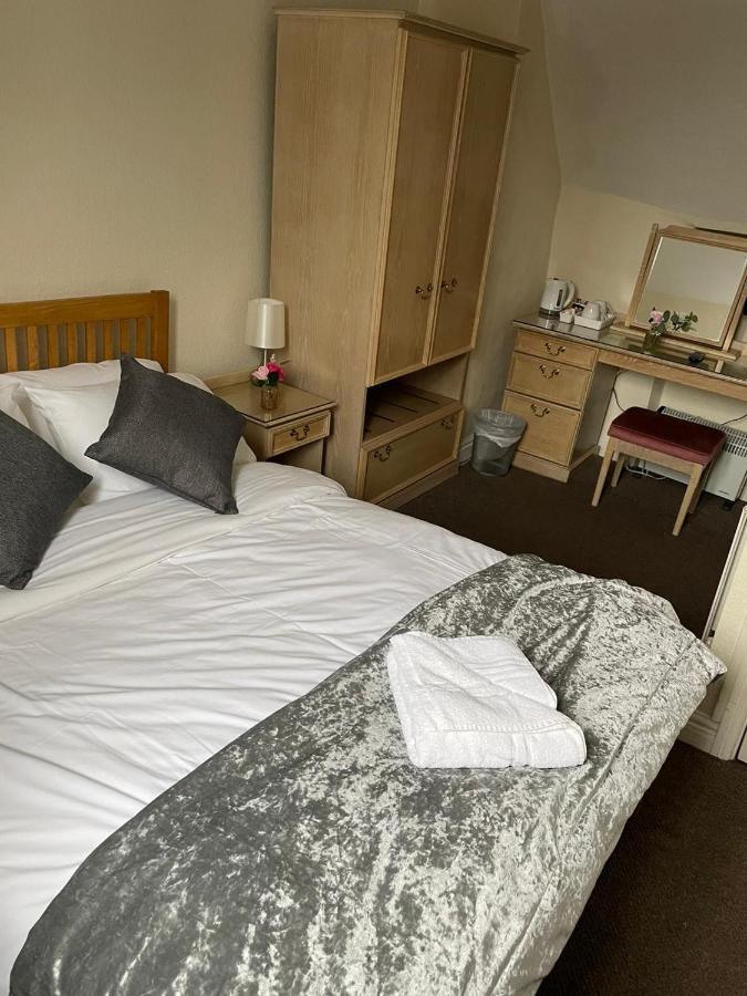 Courtyard Rooms Bridgnorth Bagian luar foto